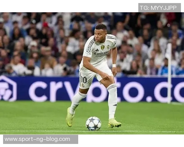 马卡报道19岁皇马后防新星巴尔德佩尼亚斯或将首发对阵阿拉维斯